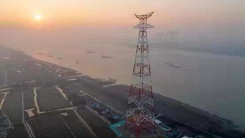 中国建世界最高输电铁塔,比埃菲尔铁塔高61米,斩获7项世界纪录
